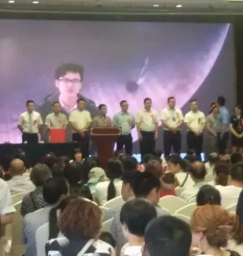 熱烈祝賀浙江宏光照明（大光明燈飾）團(tuán)購(gòu)會(huì)圓滿成功！